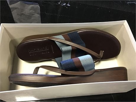 Kim Kardashian's $450 'Pedicure' Sandals Mix Luxury and the Everyday